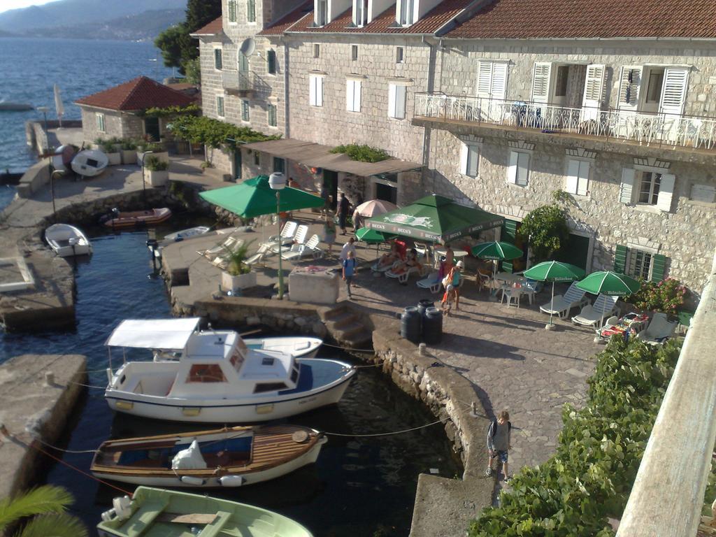 Apartments Barizon Luštica Exteriör bild